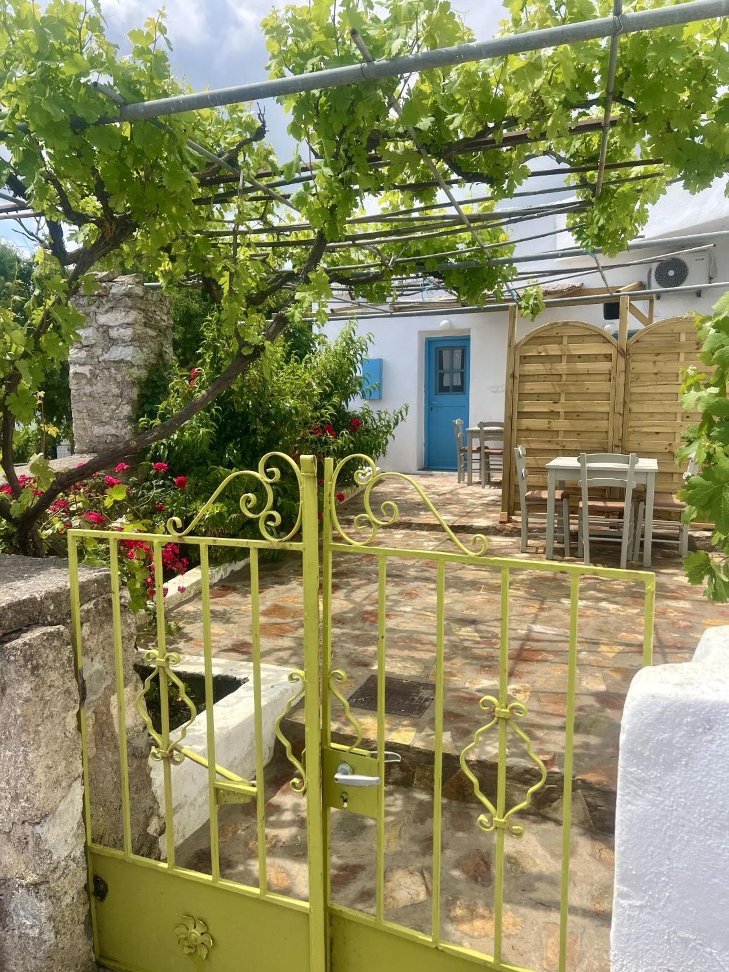 Kamaraki Grande Aroniadika Apartment Kythira Town Luaran gambar